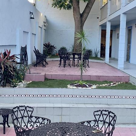 Casa Almar Bed & Breakfast Тампико Екстериор снимка